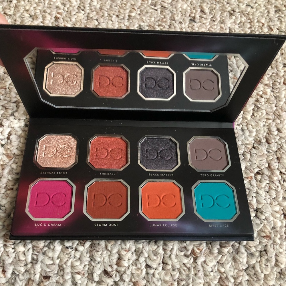 Dominique Cosmetics - Celestial Thunder Eyeshadow Palette